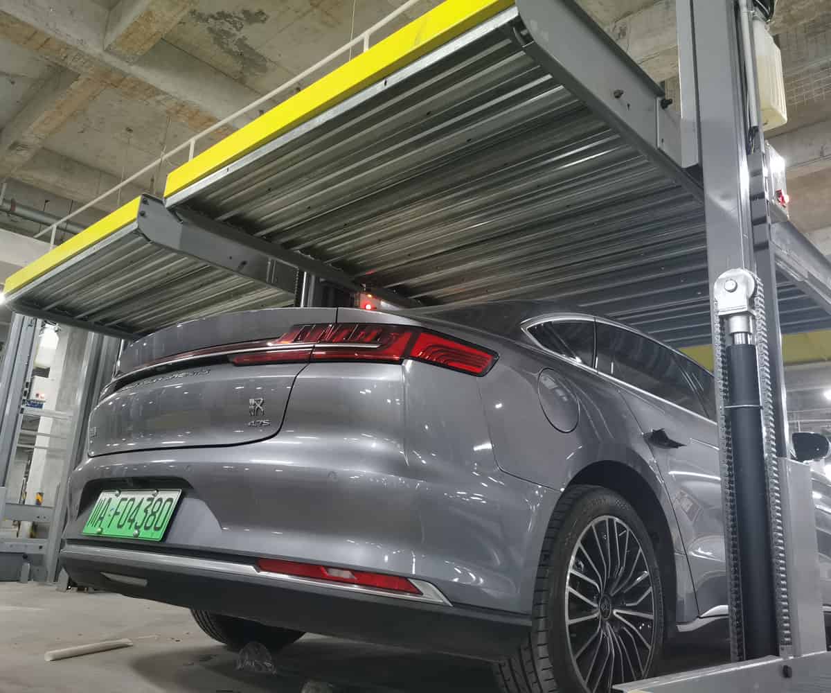 兩柱簡易升降機械式停車庫租賃